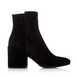 IN VELVET A84C-I1608